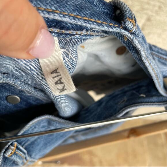 GRLFRND Kaia Shorts - Picture 5 of 5